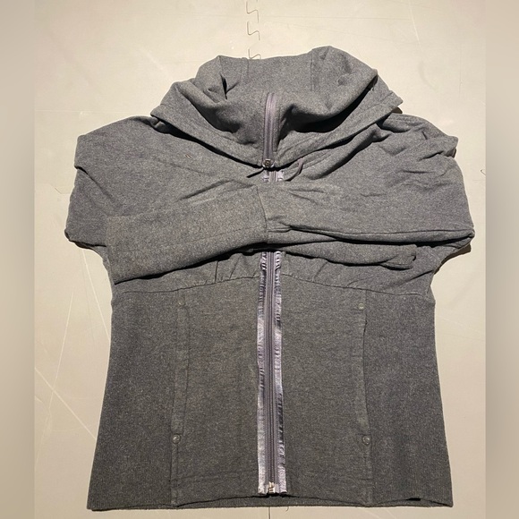 LULULEMON COWL NECK JACKET Size 8 or 10 - Picture 7 of 8